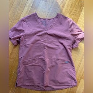 Figs Casma 3 pocket scrub top